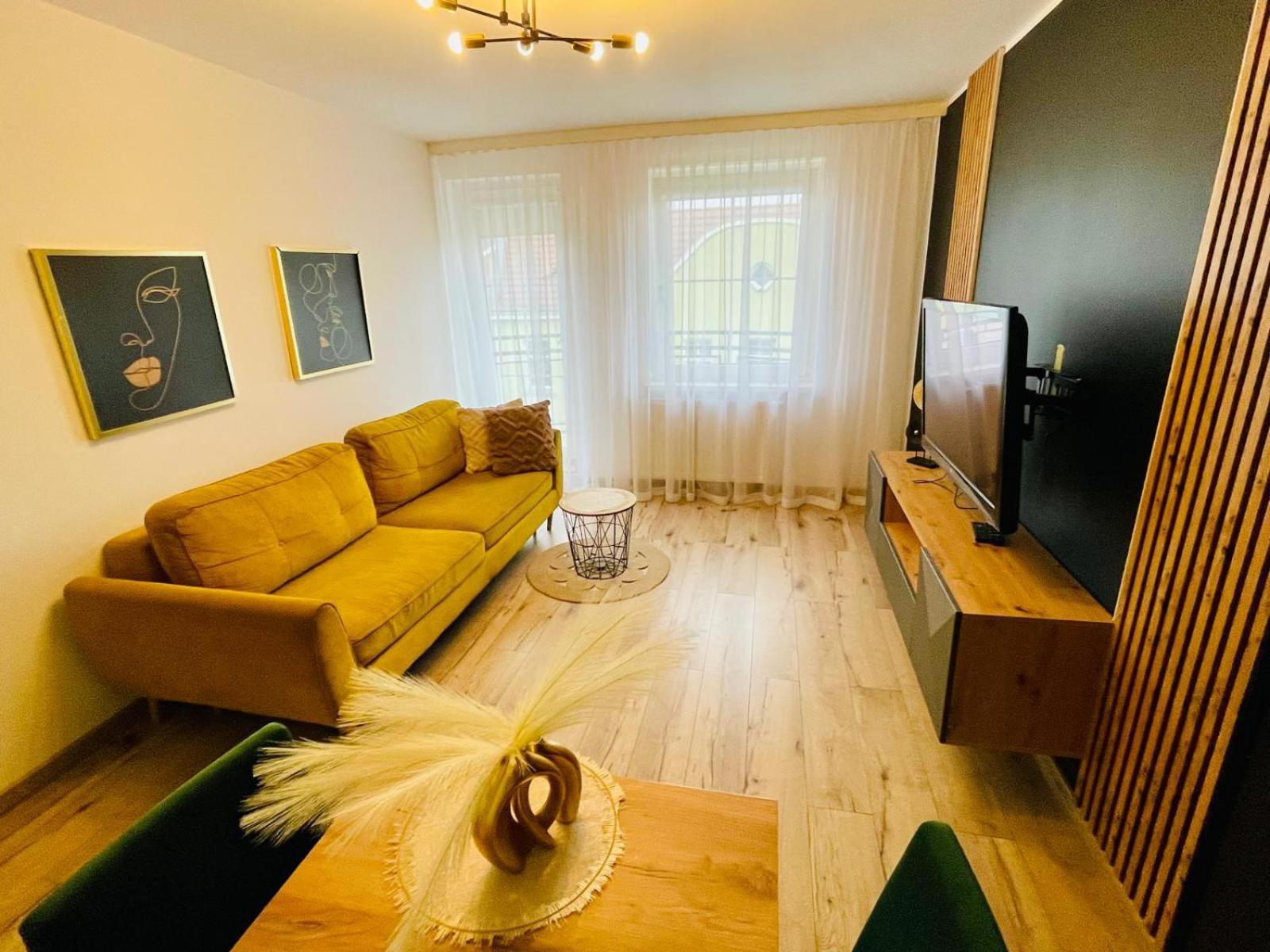 Blue Close To Old Town Apartment Bydgoszcz